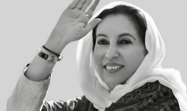 pakisthan first women prime minister benzir bhutto