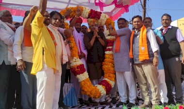 gajendra singh shekhawat in jan akrosh yatra sirohi