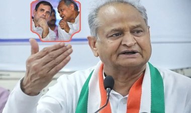 cm ashok gehlot got angry as rahul gandhi lost his lok sabha membership