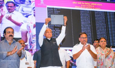 indira gandhi gas cylinder subsidy scheme launched by cm ashok gehlot providing cheapest 500 rs cylinder