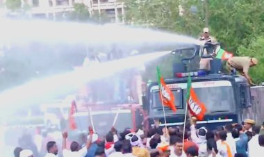 police use water cannon to disperse bjp workers protesting against ashok gehlot govt in jaipur
