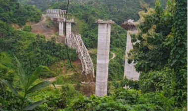 under construction railway bridge collapsed in mizoram 17 laborers killed many missing