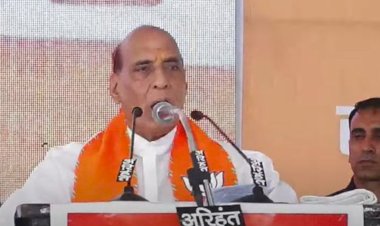 rajnath singh said chandrayaan has landed but even after trying for years rahulyaan could not land