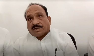 dinesh khodaniya challenge to kirodi lal meena after ed raid