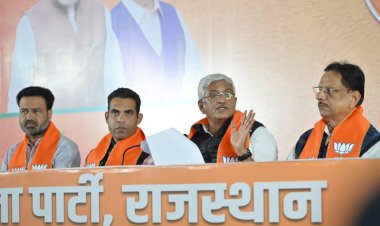 gajendra singh shekhawat taunt ashok gehlot govt over congress promise of loan waiver