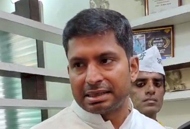 aap candidate pappu qureshi filed nomination from hawamahal assembly seat