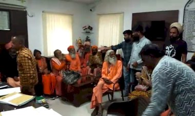 outrage against forest department in mount abu controversy over stopping of ram dhun