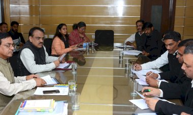 number of voters exceeds five crore more than 15 lakh new voters will vote