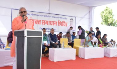 the date of giving the solution should be written on the complaint letter itself from the officials “garkar at your doorstep” joint solution camp