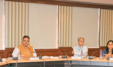 control cyber crime by taking services of it experts