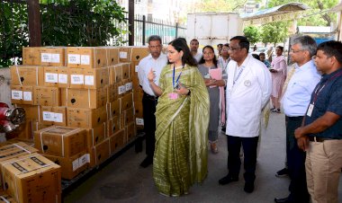 giri inspected the medicine stores and medicine distribution centers in sms hospital
