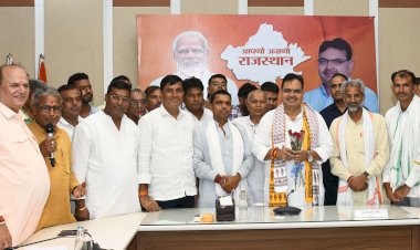 chief ministers blessings to meritorious girl students