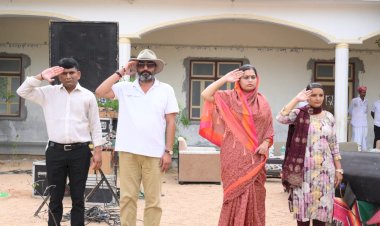 independence day celebratedindependence day celebrated with enthusiasm in vatsalydham with enthusiasm in vatsalydham