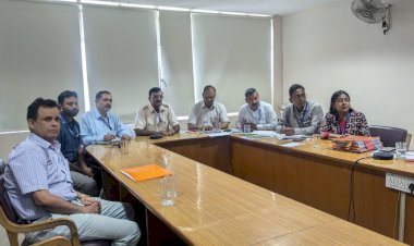 important meeting of animal husbandry department on vaccination progress