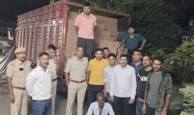 gujarat border police seized illegal liquor