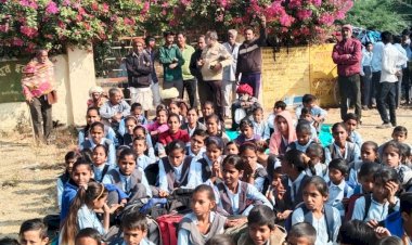 villagers angry with the shortage of teachers locked the school