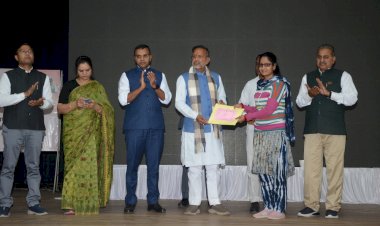 appointment letters handed over to 43 newly appointed personnel in kota