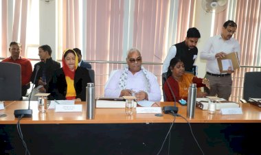 education minister madan dilawar held a review meeting