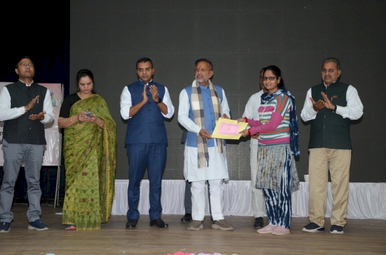 appointment letters handed over to 43 newly appointed personnel in kota