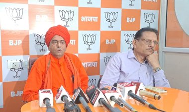 mahant pratap puri on political sanrakshan to spy