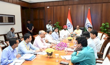 om birla meeting about kota loksabha railway work progress