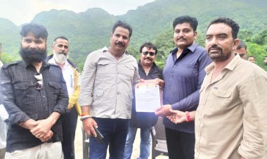 there is no need to chop off heads in democracy khijuri