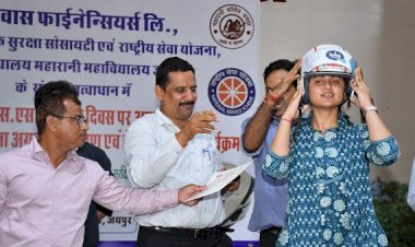 nss foundation day girl students road safety training