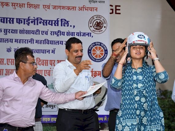 nss foundation day girl students road safety training